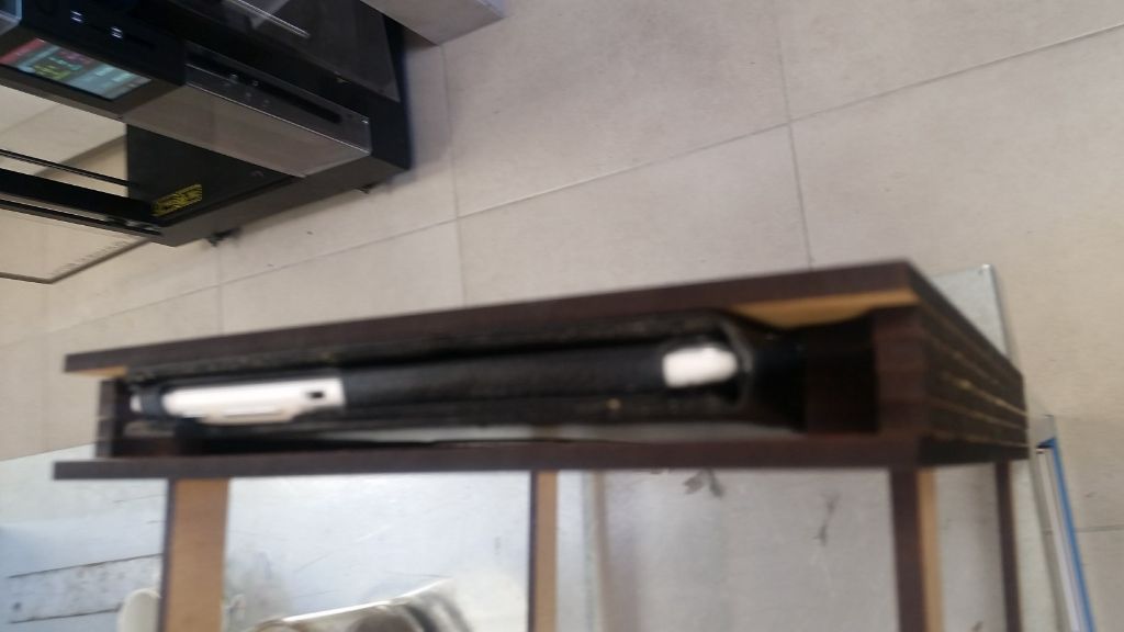 בדיקת השחלה בין שתי מחיצות