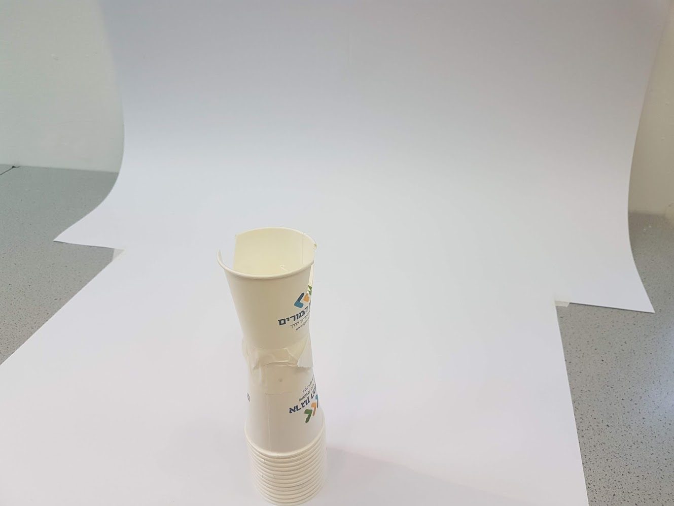 המעמד והסטודיו יחד